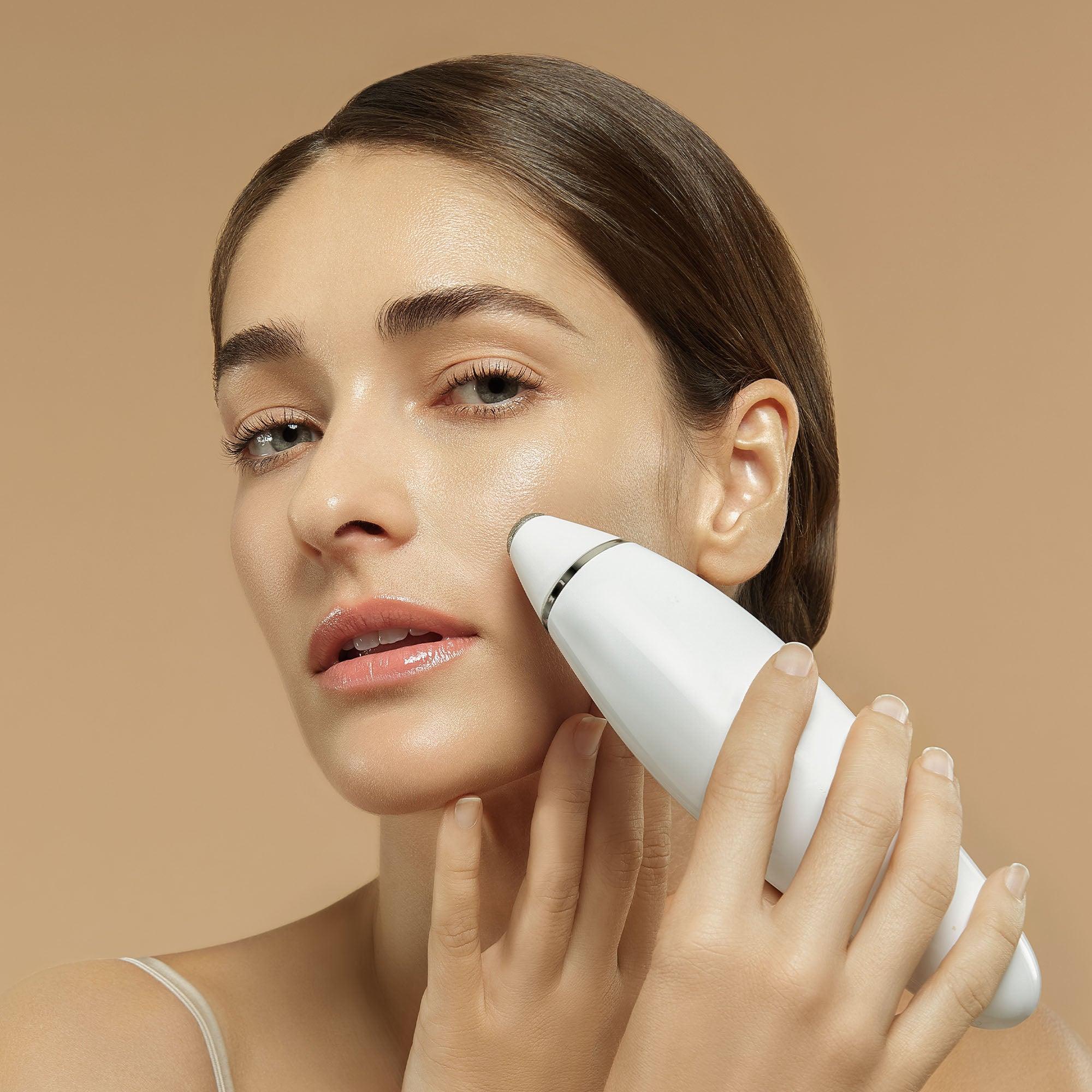 میکرودرم خانگی برای پاکسازی عمیق منافذ پوست چرب